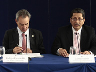 The Rapporteur on the Rights of Persons Deprived of Liberty, Rodrigo Escobar Gil, offers a seminar to State employees on the administration of penitentiaries